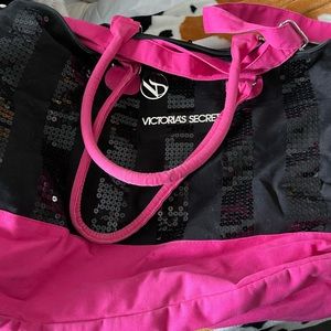 New Victoria secret duffle